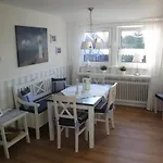 Seestern - Alte Schmiede Neugarmssiel Apartment